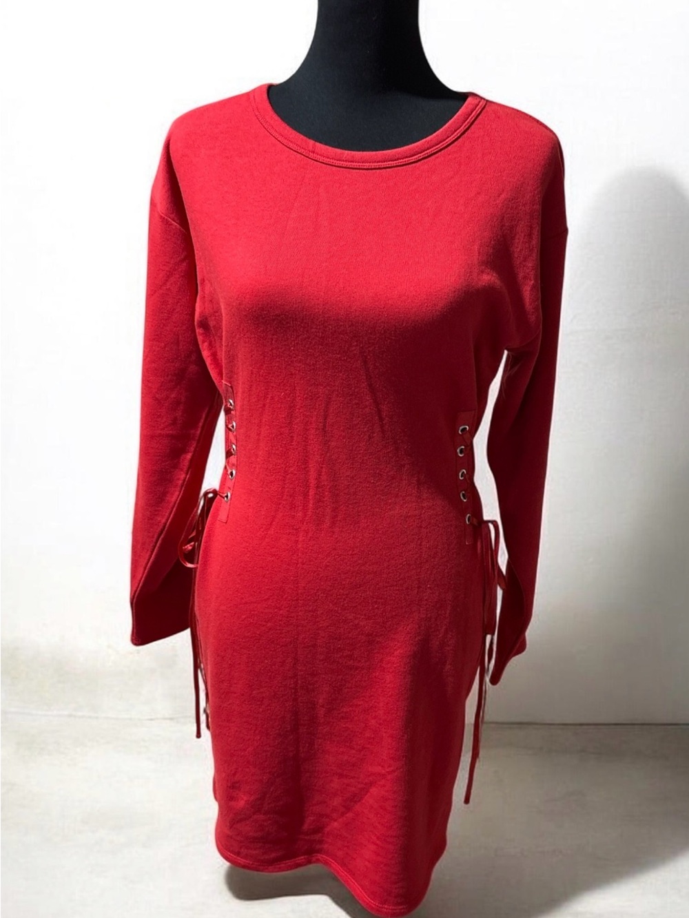 project RUNWAY Red Long-Sleeve Lace-Up Side Dress